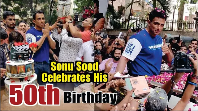  Sonu Sood Celebrates His 50th Birthday With Fans