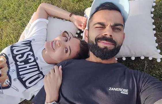 अनुष्का शर्मा ने विराट को याद करते हुए शेयर की तस्वीर, एक-साथ दिखा रोमांटिक अंदाज