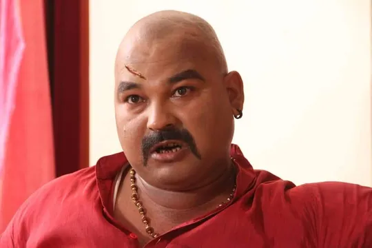 भोजपुरी के नये खलनायक बंटी बाबा के बढ़ते कदम.......! व्यस्त हैं 'भाग्यवान' की शूटिंग में