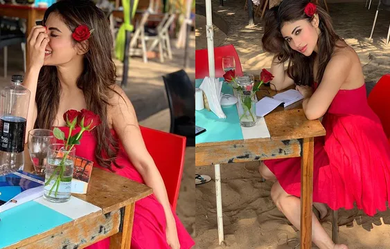 गोवा में वैकेशन एंजॉय कर रही हैं मौनी रॉय, हॉट रेड ड्रेस में करवाया फोटोशूट