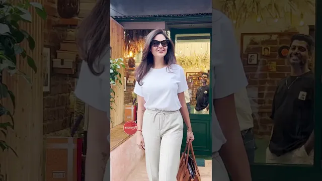 Esha Gupta spotted outside at Salon in Bandra. #eshagupta