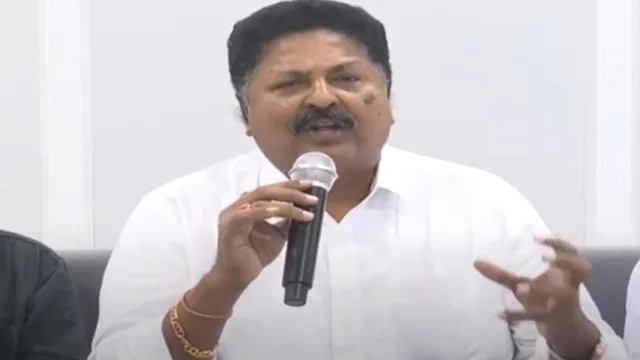 చంద్రబాబుకు అమ్ముడు పోయిన ఆర్ కృష్ణయ్య.. ధ్వజమెత్తిన కారుమూరి