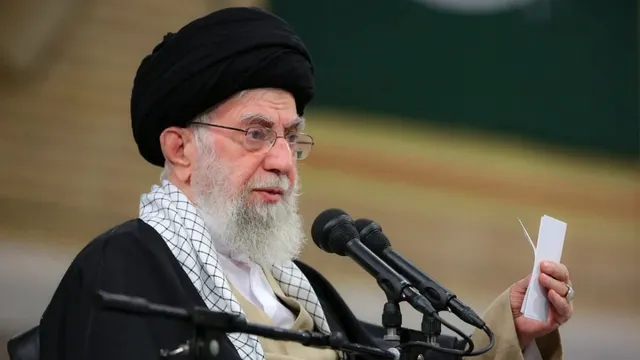 Iran: రహస్య స్థావరంలో ఇరాన్ సుప్రీం లీడర్..ఎవ్వరికీ తెలియని ప్రదేశంలో..