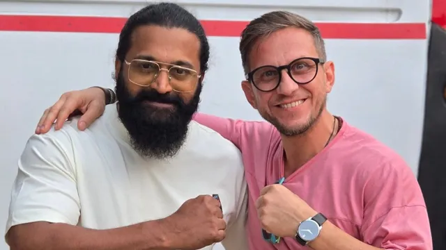 'కాంతార' కోసం రంగంలోకి హాలీవుడ్ డైరెక్టర్.. రిషబ్ శెట్టి ప్లాన్ అదుర్స్