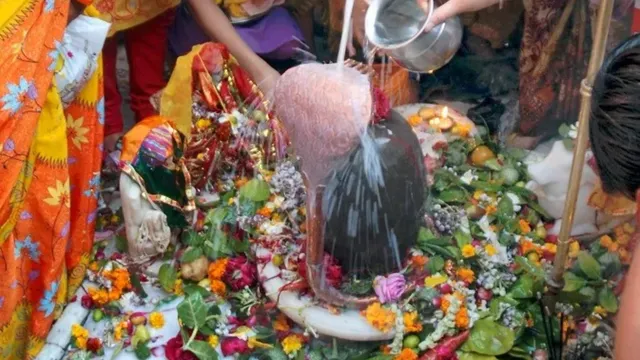 Karthika Masam: నేడు కార్తీక చివరి సోమవారం.. ఈ నియమాలు పాటిస్తే ఎన్నో జన్మల పుణ్యం మీ సొంతం!