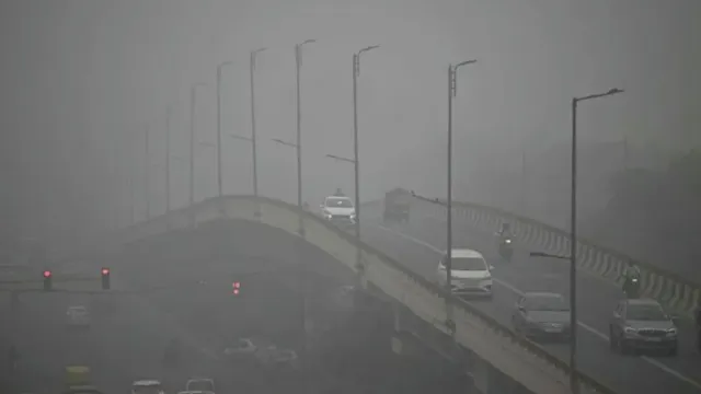 Delhi:  మా బాబు కదా...మీరు ఇంటి నుంచే పని చేయండి!