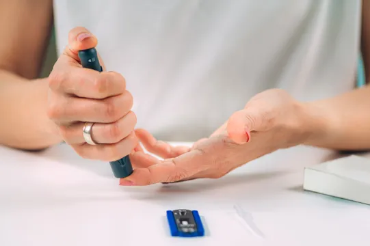 Diabetes: దీన్ని తేనెతో కలిపి తింటే మధుమేహం, కొలెస్ట్రాల్‌ కంట్రోల్‌