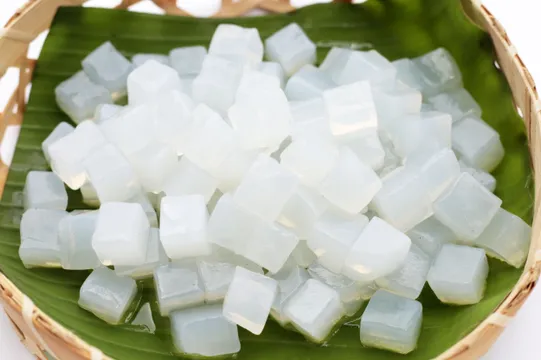 Camphor: పూజకే కాదు ఆరోగ్యానికి కూడా మేలు చేసే కర్పూరం