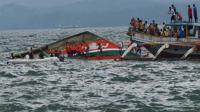 Nigeria: నైజర్ నదిలో పడవ బోల్తా..100 మంది మృతి