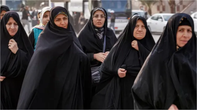 IRAN: హిజాబ్ ధరించకపోతే ఉరిశిక్ష–ఇరాన్ లో కొత్త చట్టం