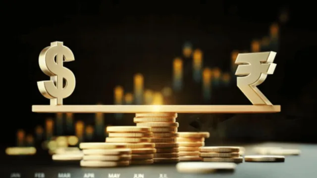 Business: దారుణంగా పడిపోయిన రూపాయి..ఏడు నెలల కనిష్టానికి..