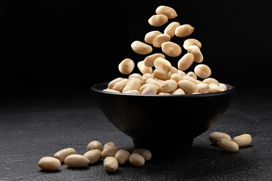 Peanuts: వేరుశనగ తిన్న తర్వాత వీటిని తీసుకోవడం మానుకోండి