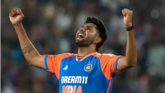 Cricket: బౌలర్  హర్షిత్ రాణా ఎంట్రీపై వివాదం...