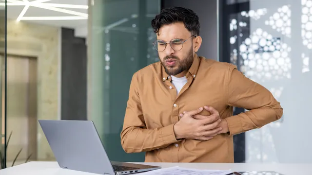 Heart Attack: గుండెపోటు వచ్చిన వ్యక్తికి వెంటనే నీళ్లు ఇవ్వవచ్చా?