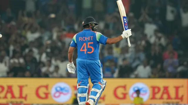 MI vs KKR: ఇంపాక్ట్ ప్లేయర్‌గా వచ్చిన.. సిక్స్‌లతో చెలరేగిపోయిన రోహిత్