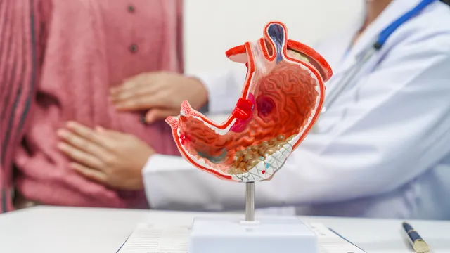 High Cholesterol: శరీరంలో కొలెస్ట్రాల్ వేగంగా పెరుగుతోందని సూచించే లక్షణాలు ఇవే