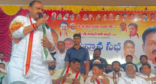 Telangana BC CM: తెలంగాణకు బీసీ సీఎం.. పీసీసీ చీఫ్ సంచలన ప్రకటన!