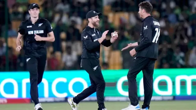 Champions Trophy: మొదటి మ్యాచ్ లోనే చిత్తు అయిన ఆతిథ్య జట్టు..