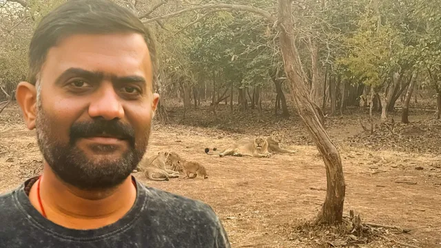 YCP Kethireddy: సింహాలతో మాజీ ఎమ్మెల్యే కేతిరెడ్డి సెల్ఫీ.. ఫొటోలు వైరల్!