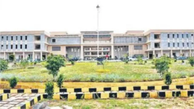 TS: నిర్మల్ కలెక్టరేట్, ఆర్డీవో ఆఫీస్ స్వాధీనం..కోర్టు ఆదేశాలు