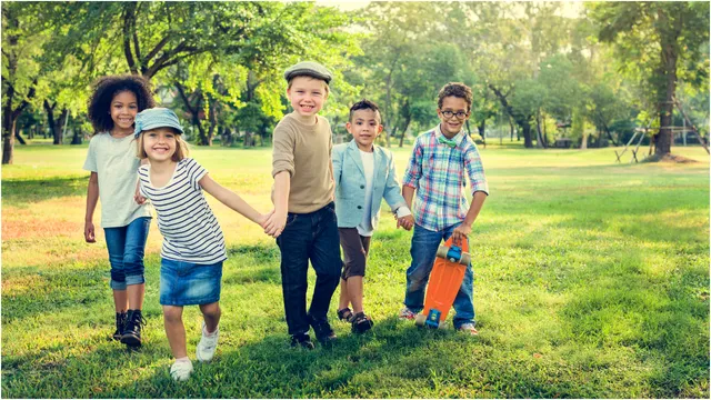 Kids Tips: పిల్లలు ఈ 5 చెడు అలవాట్లను చాలా వేగంగా నేర్చుకుంటారు
