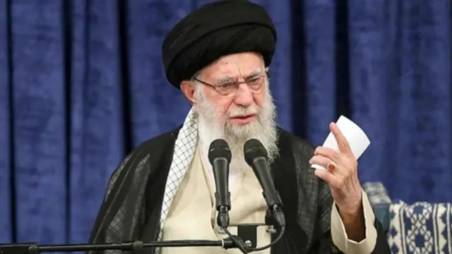 Khamenei: ఆ చర్చలు సమస్యలు పరిష్కారించేందుకు కాదు!