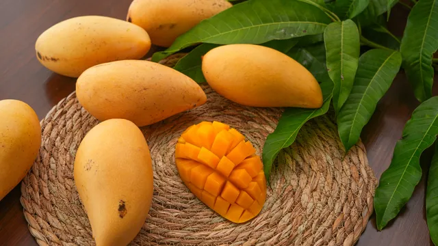 Mango: వేసవికాలంలో మామిడికాయను ఈ సమయంలో తినండి