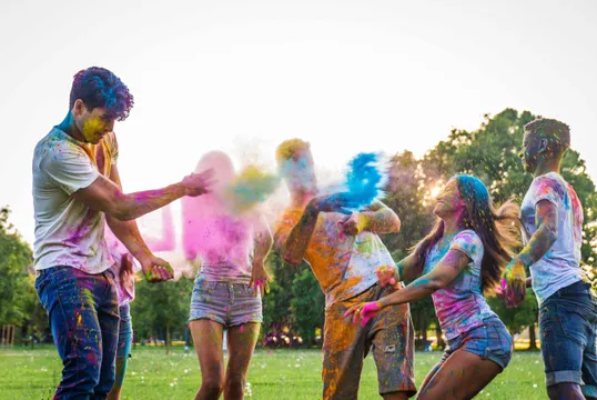 Holi festival 2025: హోలీ రోజు ఇలా చేస్తే వ్యాధులు మాయం..ఆర్థిక లాభం