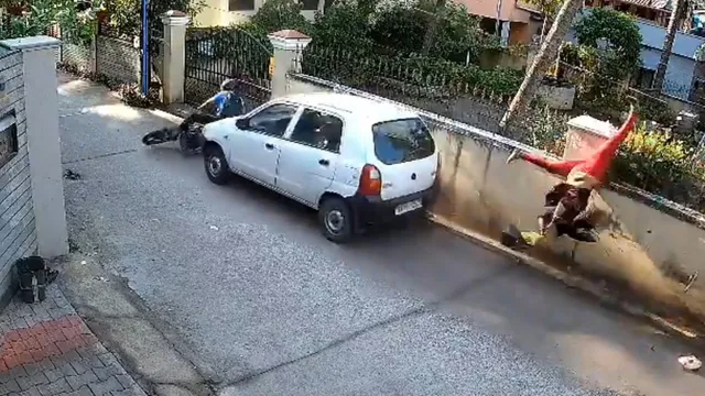 CAR ACCIDENT: వీడేం మనిషండీ బాబు.. పొరుగింటి వారితో గొడవ.. కారుతో ఢీకొట్టడంతో తలకిందులుగా వేలాడిన మహిళ!