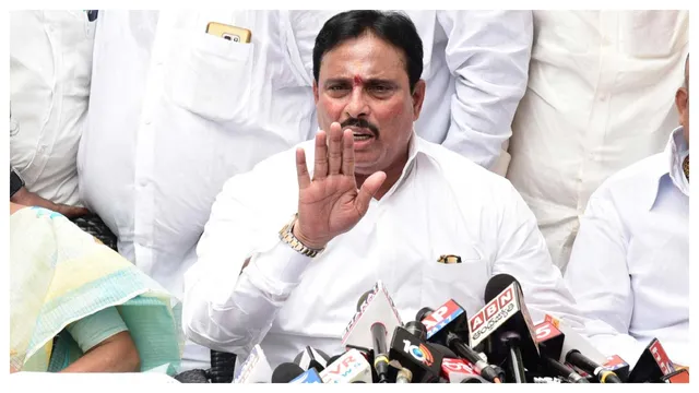 Danam Nagender : నేను కాంగ్రెస్‌లోనే ఉన్నా..ఎవరికీ భయపడను..దానం నాగేందర్‌ సంచలన వ్యాఖ్యలు