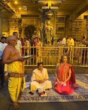 యాదగిరిగుట్టలో మిస్ వరల్డ్.. ఫొటోలు ఇక్కడ చూడండి!