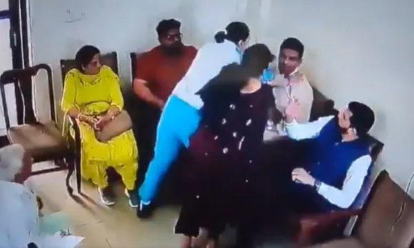 Wife Attacks Husband: పోలీసుస్టేషన్‌ లోనే భర్త ముఖం పగలకొట్టిన ఇంటర్నేషనల్‌ బాక్సింగ్‌ ఛాంపియన్!