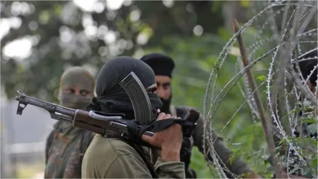 Manipur లో ఇద్దరు ఉగ్రవాదుల అరెస్టు.. వారి వద్ద ఏం దొరికాయో తెలుసా?