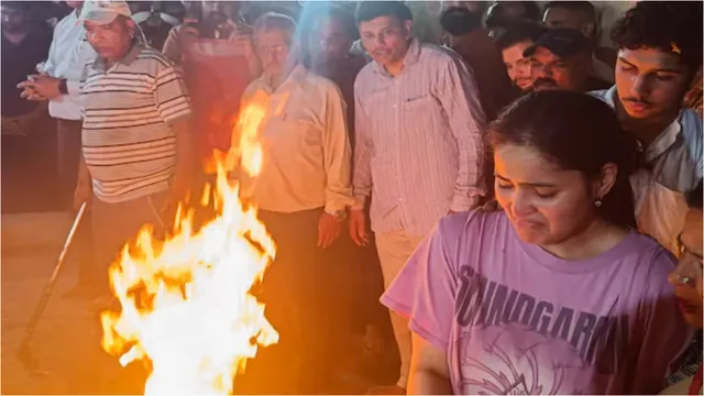 Pahalgam Attack: ఆ టెర్రరిస్ట్ తల కావాలి..లెఫ్టినెంట్ నర్వాల్ సోదరి