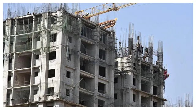HYD: హైదరాబాద్ లో ఇళ్లు కట్టుకునే వారికి అదిరిపోయే శుభవార్త.. రేవంత్ సర్కార్ కీలక ప్రకటన!