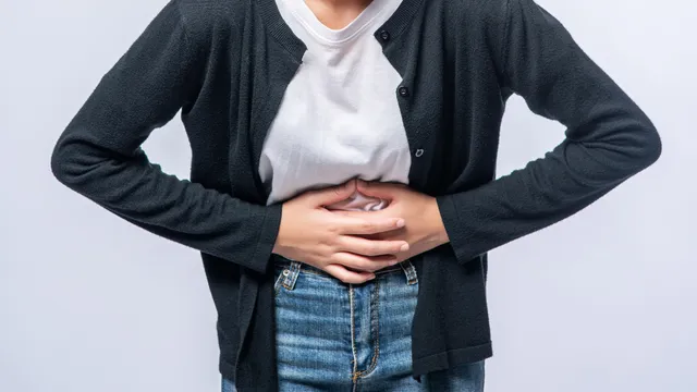Stomach Bloating: ఈ చిన్న చిట్కాలతో కడుపు ఉబ్బరం దెబ్బకు మాయం.. జెస్ట్ జీవనశైలి ఇలా చేంజ్