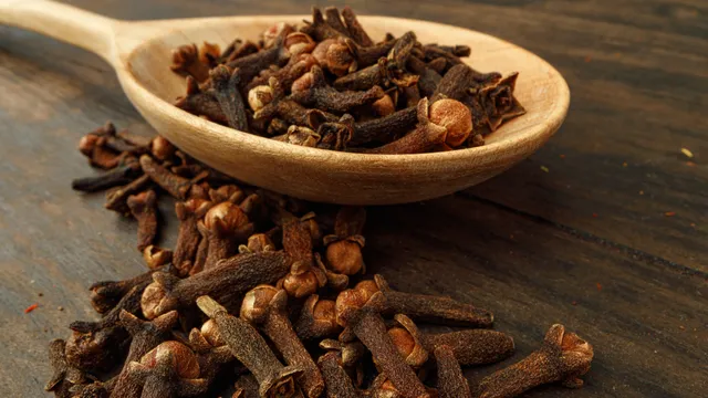 Soaked Cloves: నానబెట్టిన లవంగాలతో అద్భుతమైన ప్రయోజనాలు.. ఇలా తిన్నారంటే..!!