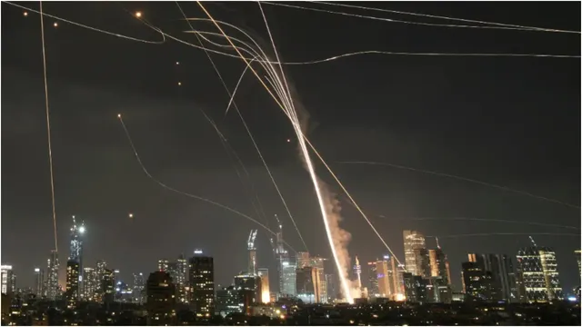 Iran-Israel War: ఈ రాత్రికి ఏమైనా జరగొచ్చు..తాడోపేడో అంటున్న ఇరాన్, ఇజ్రాయెల్