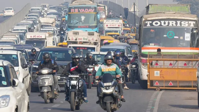 Fuel Ban In Delhi: ఢిల్లీ సర్కార్ కీలక నిర్ణయం.. ఆ విషయంలో వెనక్కి తగ్గిన ప్రభుత్వం