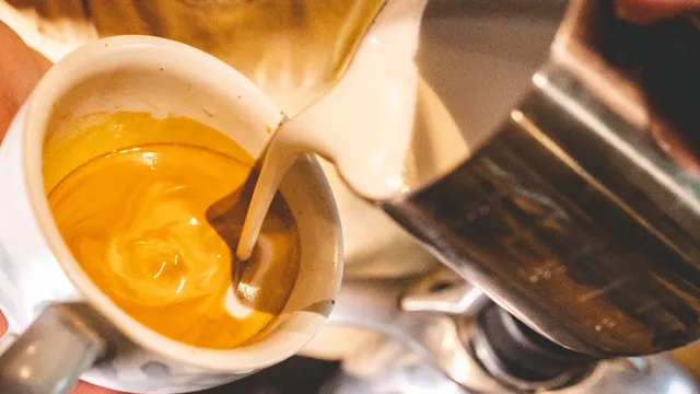 Ghee Coffee: రోజూ ఈ కాఫీ తాగితే ఎన్నో ఆరోగ్య ప్రయోజనాలు