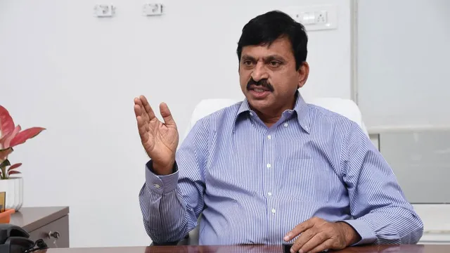 Ponguleti : మంత్రి పొంగులేటికి బిగ్ షాక్‌ .. బిల్డర్లకు కోర్టు నోటీసులు!