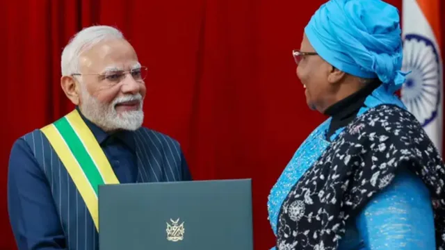 PM Modi: ప్రధాని మోదీకి స్టాండింగ్ ఓవేషన్..ఎక్కడో తెలుసా..