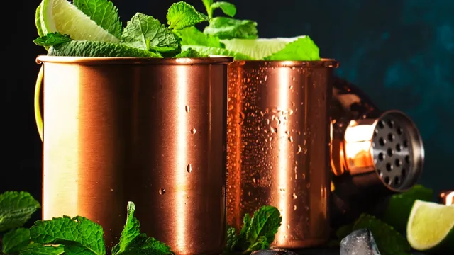 Copper Bottle Water: రాగి పాత్ర నీళ్లలో ఉన్న మిరాకిల్స్.. ఈ అద్భుత ప్రయోజనాలు మిస్‌ కాకండి..!!