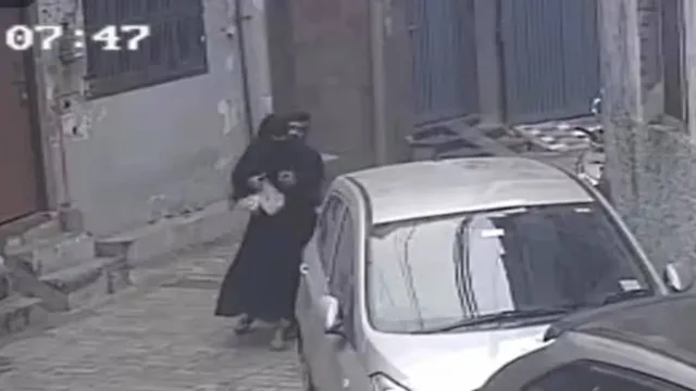 UP crime :  ఓరెయ్ కామాంధుడా... ప్రైవేట్ పార్ట్స్ తాకి పారిపోయాడు.. యోగి స్టైల్  ట్రీట్⁬మెంట్ ఇచ్చారు!