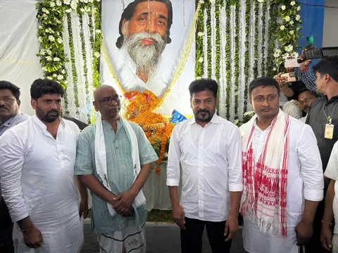 శిబుసోరెన్ కు సీఎం రేవంత్ ఘన నివాళి!