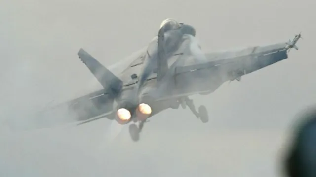 Fighter Jet Crash: వరుసపెట్టి కూలిపోతున్న యూఎస్ ఫైటర్ జెట్ లు..వర్జీనియా తీరంలో మరొకటి..