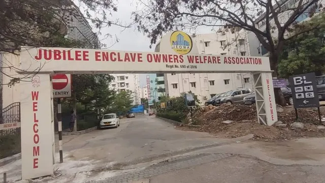 Jubilee Enclave : హైడ్రాకు బిగ్‌ షాక్ ..జూబ్లీ ఎన్ క్లేవ్‌లో కూల్చివేత‌ల‌పై ఆగ్రహం
