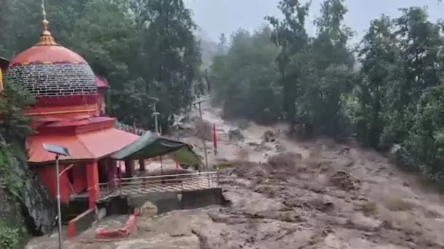 J&K Tragedy: 35కు చేరుకున్న వైష్ణోదేవి యాత్ర మృతుల సంఖ్య..డేంజర్ గా జీలం నది