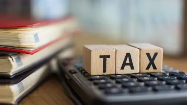Income Tax: వామ్మో.. చిరువ్యాపారికి రూ.141 కోట్ల పన్ను నోటీసు
