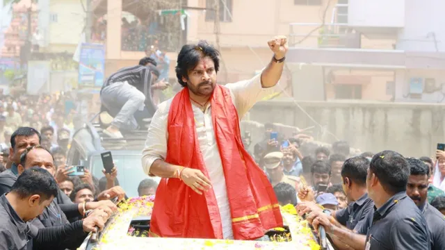 HBD Pawan Kalyan:  ''మనల్ని ఎవడ్రా ఆపేది''.. గీతా ఆర్ట్స్ నుంచి గూస్ బంప్స్ తెప్పిస్తున్న పవర్ స్టార్ మ్యాషప్ వీడియో!